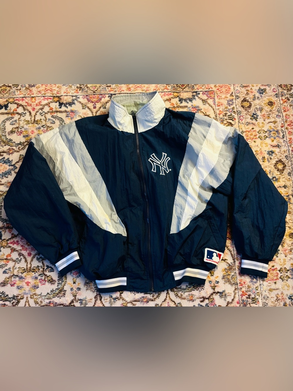 Vintage New York Yankees “Pro Motion” Nylon Wind Breaker Jacket